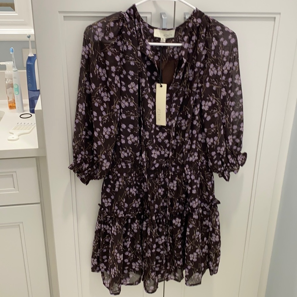 Dress- Get your long boots, and wear them with this gorgeous fall dress.
